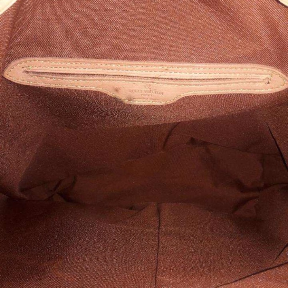 Backpack - Picture 6 of 7